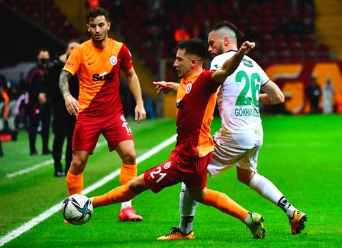Galatasaray a ratat calificarea în optimile de finală ale Cupei Turciei, după 3-3 (5-6 la loviturile de departajare) cu divizionara secundă Denizlispor. Fundașul Omer Bayram (30 de ani) admite că rezultatul a fost unul rușinos.