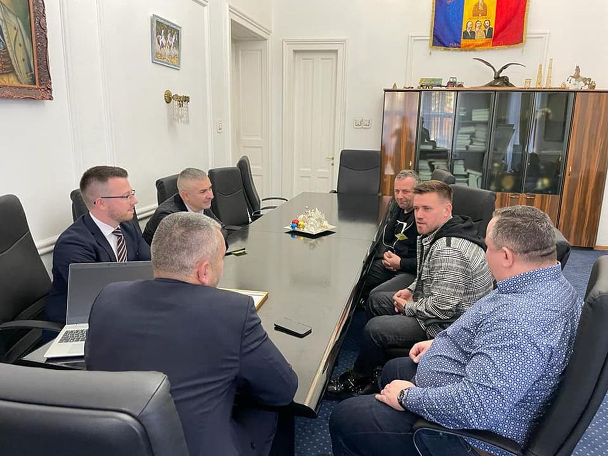 Ce distincție a primit Mihai Pintilii în ultimele zile din 2022: „Trebuie să îi oferim recunoaștere deplină”