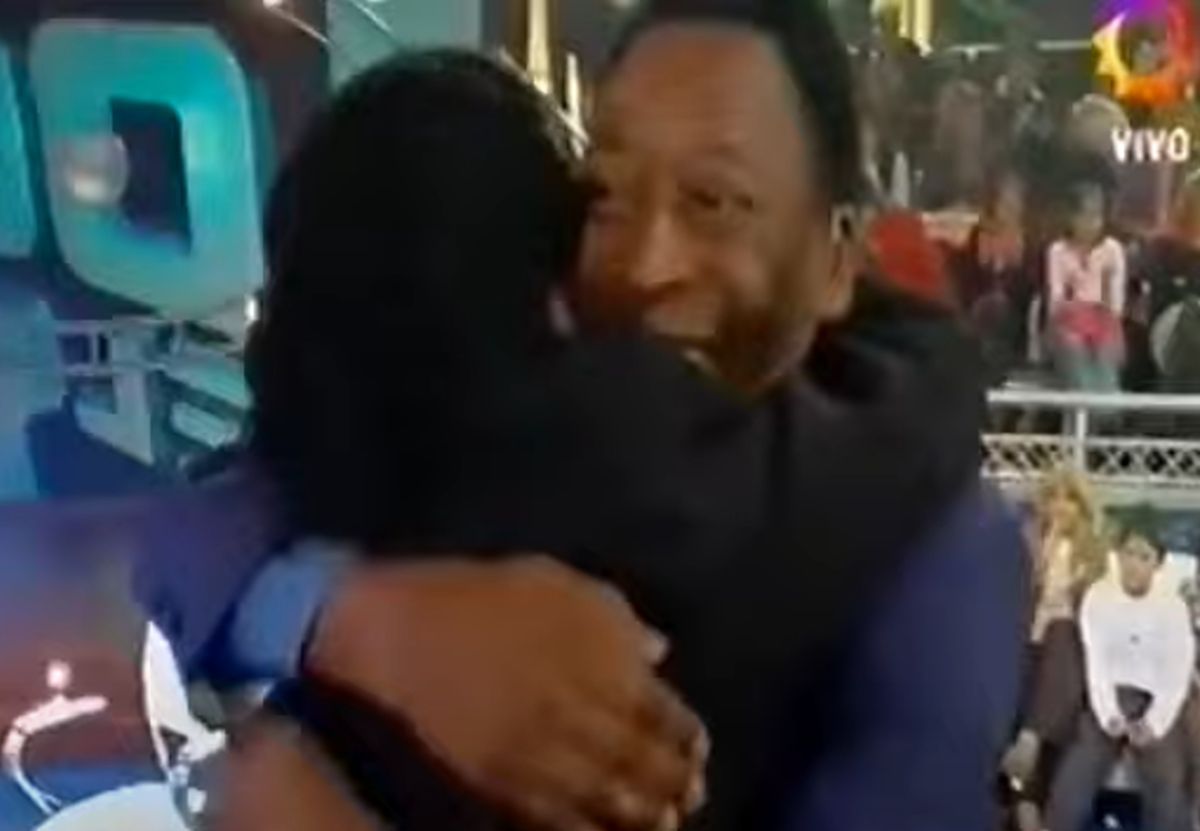 Imagini de neuitat cu Maradona și Pelé » Ziua în care s-a îndeplinit marele vis al lui Diego! Momentul istoric petrecut direct la TV