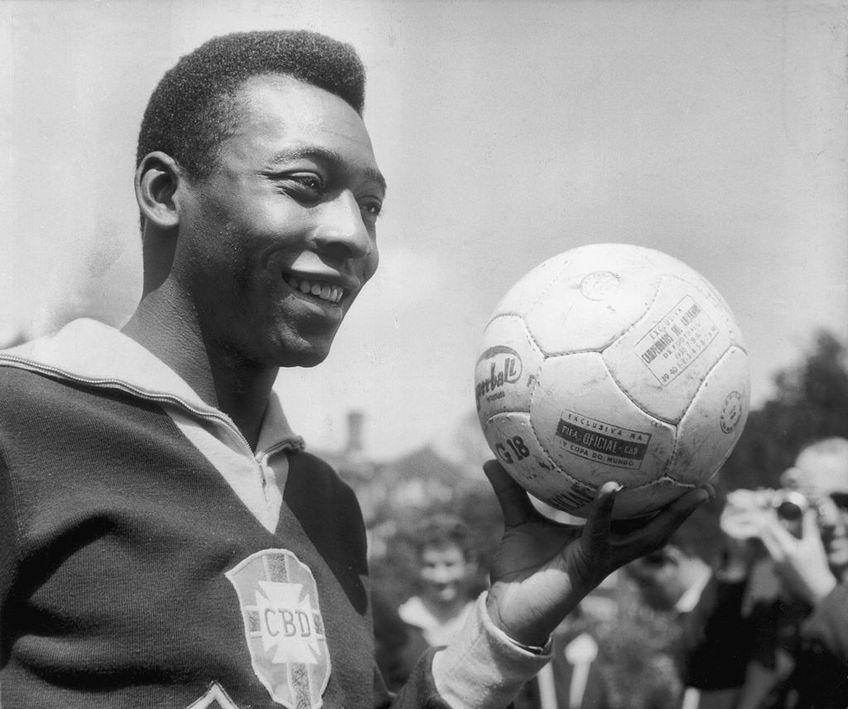Chinuit de suferința pricinuită de cancer și mai mult prin spitale în ultimul an, Pelé a murit astăzi, la vârsta de 82 de ani.
