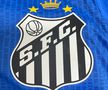Santos își modifică stema clubului în onoarea legendarului Pele. Foto: Instagram @santosfc