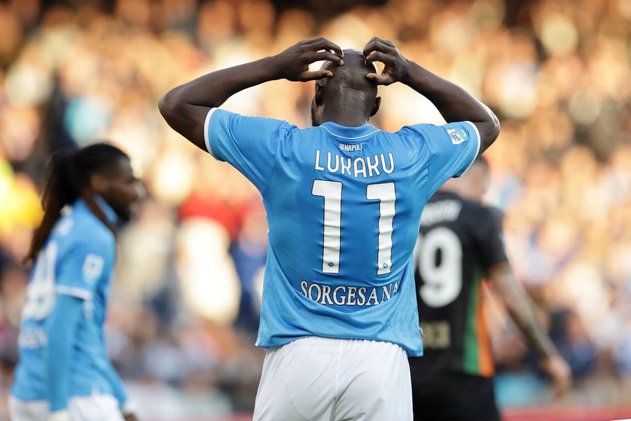 Romelu Lukaku mai are contract cu Napoli până în 2027 / Foto: Getty Images Amenințat cu excluderea din lot, Romelu Lukaku ia atitudine