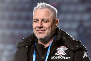 Șumudică jubilează: semnează cu Rapid și poate intra cu Universitatea Craiova!