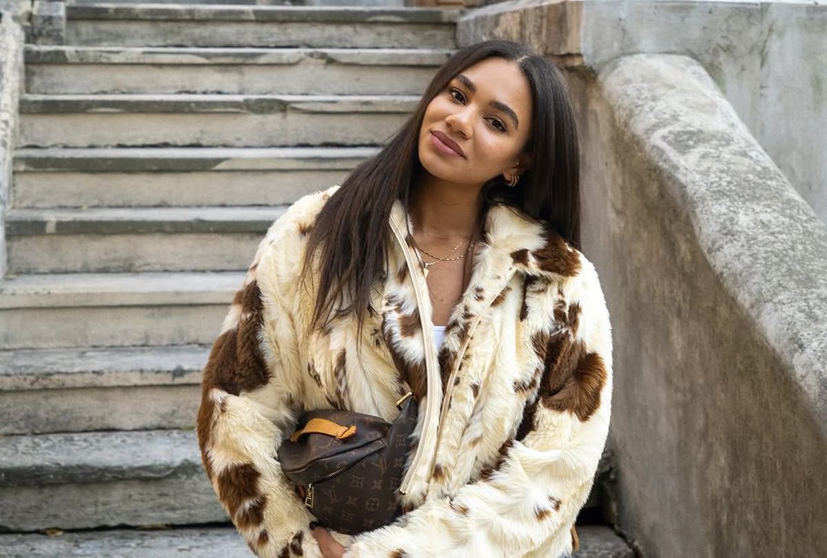 Elizabeth Omoregie și-a sărbătorit ziua „la muncă”, apoi a inundat Instagramul cu imagini postate direct din vestiar