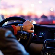 În Spania devine obligatorie baliza luminoasă de avertizare V16, de la 1 ianuarie 2026