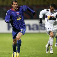 Cosmin Năstăsie, într-un duel cu stelistul Boștină / Sursă foto: Arhivă Gazeta Sporturilor