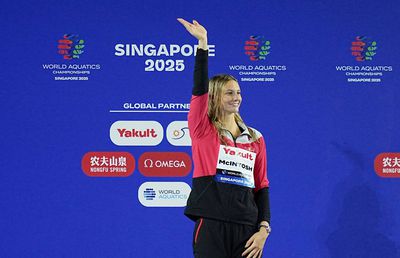 Summer McIntosh și Tadej Pogacar, cei mai buni sportivi din lume în 2025, conform L'Équipe