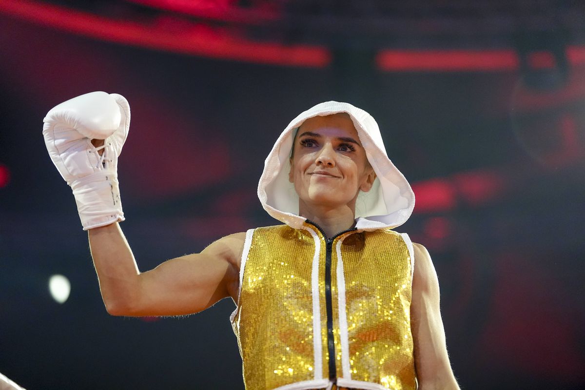 Gabriela Timar, „Balboa” de Cisnădie, este campioană mondială la box