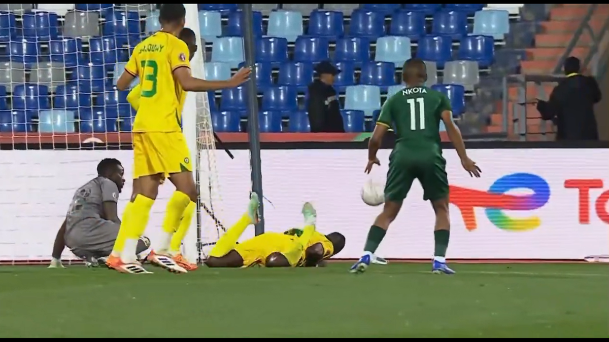 Cum poate explica gestul?! Momentul incredibil care l-a dus pe Ngezana în „optimile” Cupei Africii