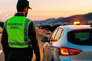 Un milion de români sunt afectați de noua schimbare rutieră! Accesoriul obligatoriu de la 1 ianuarie, unde amenda e uriașă