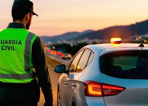 Peste 600.000 de români din Spania sunt afectați de noua schimbare rutieră! Accesoriul obligatoriu de la 1 ianuarie: cât costă