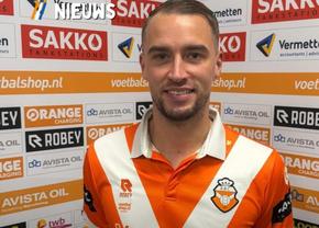 La doar 8 zile după ce și-a anunțat retragerea din fotbal, Ubbink a fost prezentat la o nouă echipă