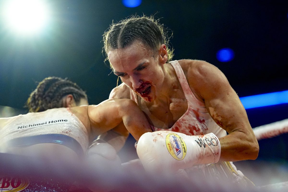 Gabriela Timar, „Balboa” de Cisnădie, este campioană mondială la box