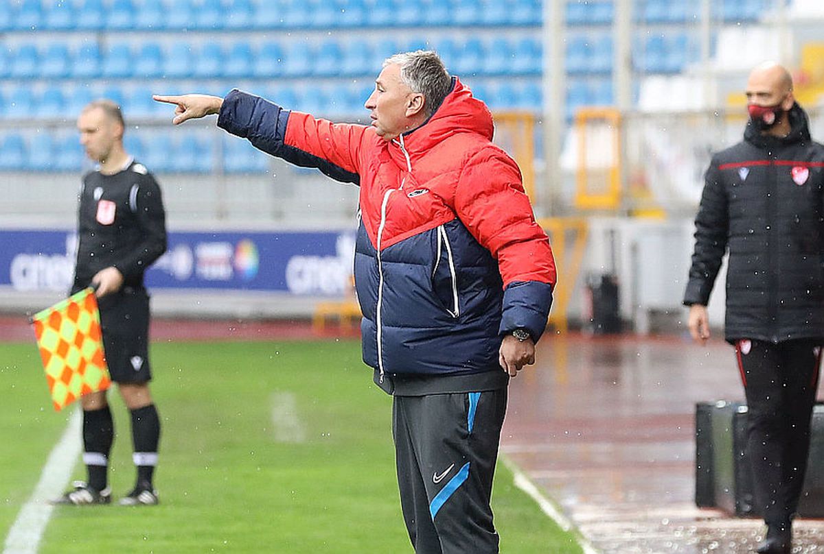 KASIMPASA - KAYSERISPOR 0-1. Dan Petrescu, victorie dramatică în Turcia! Golul a venit în ultimul minut