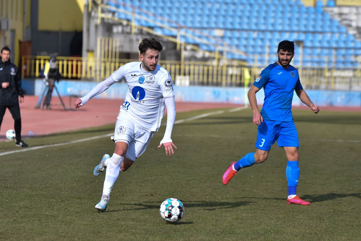 GAZ METAN MEDIAȘ - ACADEMICA CLINCENI 1-1 » Medieșenii obțin un punct în inferioritate numerică