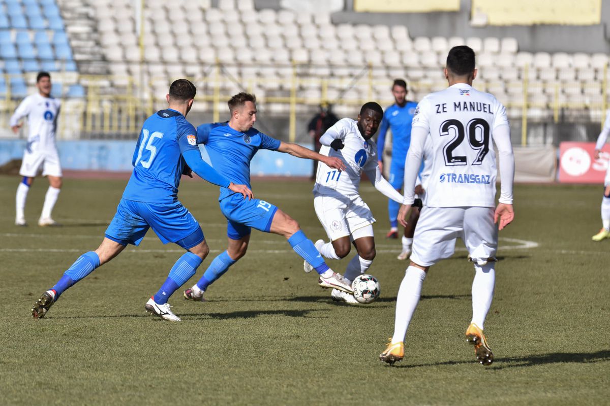 GAZ METAN MEDIAȘ - ACADEMICA CLINCENI 1-1 » Medieșenii obțin un punct în inferioritate numerică