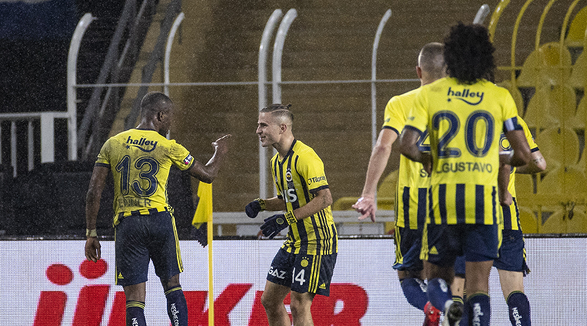 Fenerbahce - Rizespor 1-0. Marius Șumudică, eliminat chiar de la primul meci la Rize! Gestul pentru care a fost trimis în tribună