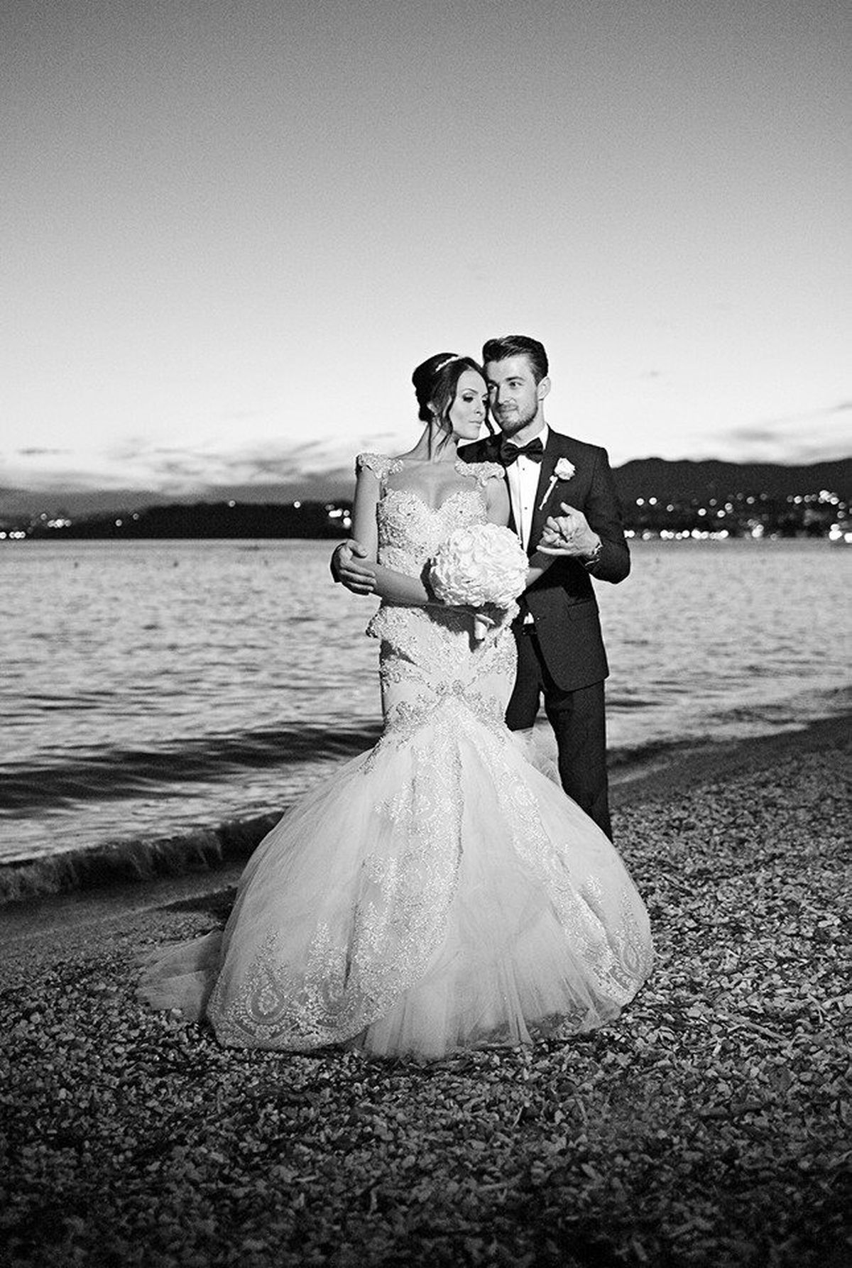 FOTO Ante Vukusic aduce o brunetă de senzație în „vestiarul” lui FCSB! Cum arată soția noului #9 al lui Gigi Becali