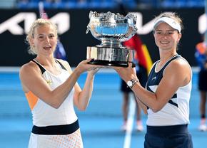 Perechea Barbora Krejcikova - Katerina Siniakova a câștigat Australian Open la dublu feminin!