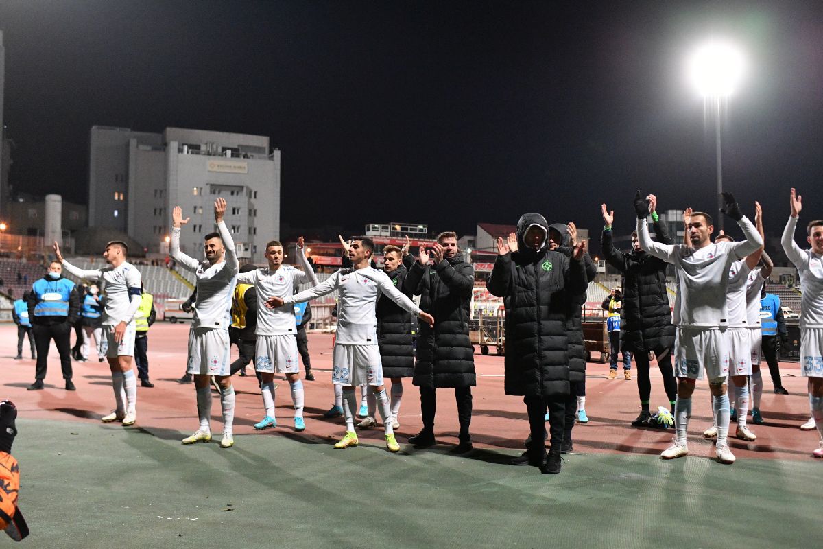 Idee inedită avută de Stoican înainte de meciul cu FCSB » Cum a încercat să-și motiveze jucătorii pentru Derby