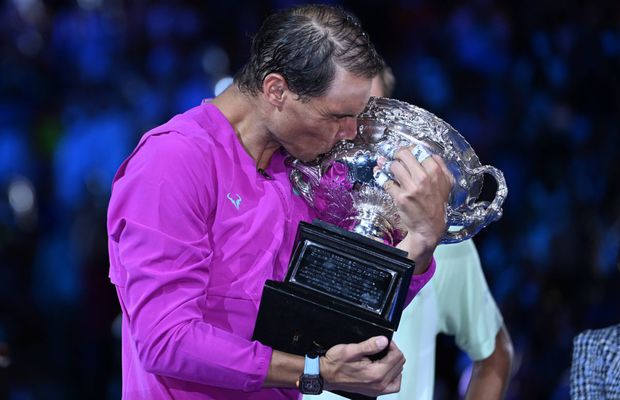 Rafael Nadal e REGELE Grand Slam-urilor! Titlul #21, după o revenire SENZAȚIONALĂ de la 0-2 cu Medvedev » Maraton de 5 ore și jumătate!