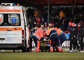 Dinamo - FCSB. Ghinion teribil pentru Ivanov » Scos de pe teren în ambulanță și dus de urgență la spital, la numai 6 minute de la debut!