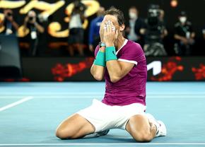 Rafael Nadal e REGELE Grand Slam-urilor! Titlul #21, după o revenire SENZAȚIONALĂ de la 0-2 cu Medvedev » Maraton de 5 ore și jumătate!