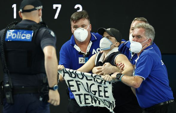 Incident în meciul Nadal - Medvedev » Finala Australian Open, întreruptă în setul 2