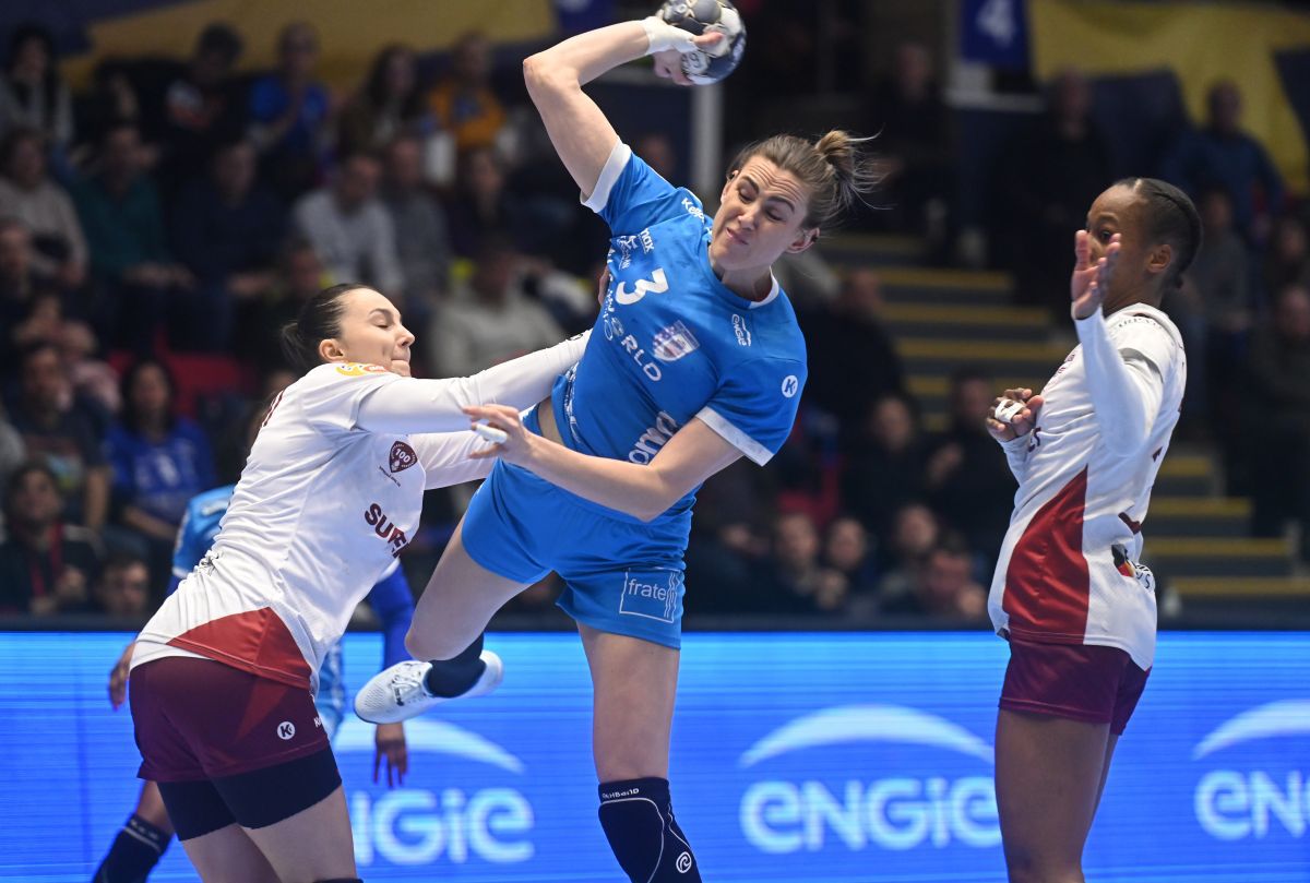 CSM București - Rapid, derby fără granițe: „Sunt convins că multă lume din Europa s-a uitat!” » Ce au declarat Adi Vasile și Carlos Viver