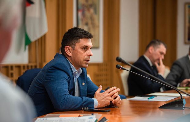 Eduard Novak a anunțat câți bani vor primi Federațiile în anul 2023! Una singură depășește borna celor 10 milioane de lei + Prima încasează mai mult decât cele de pe locurile 2 și 3 la un loc!