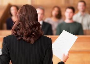 Alegerea unui avocat: cum sa faci alegerea potrivita pentru cazul tau