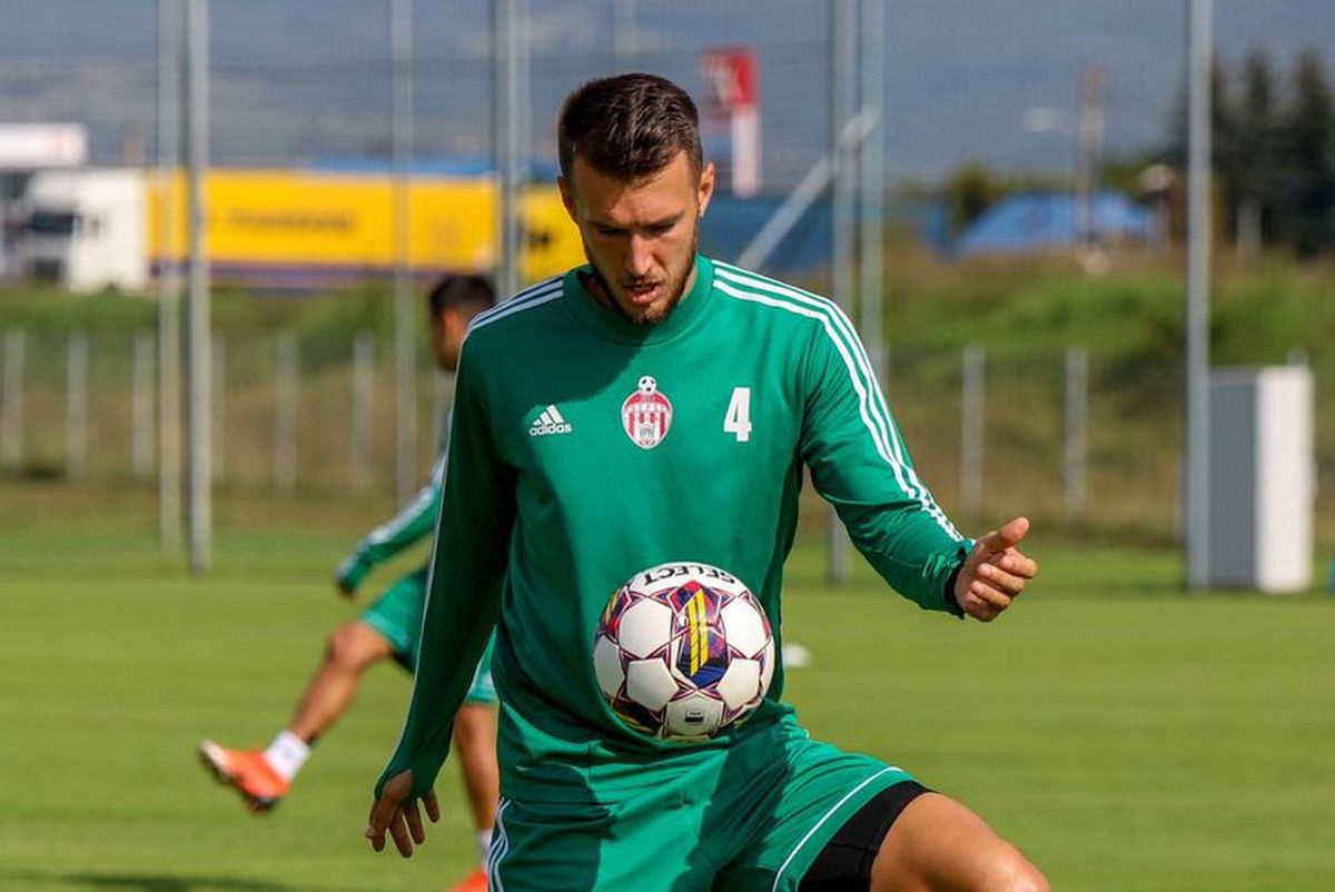 Maghiarul din lotul lui Sepsi a ieșit să vorbească în presa din Ungaria: „Se tot auzea asta din tribune”