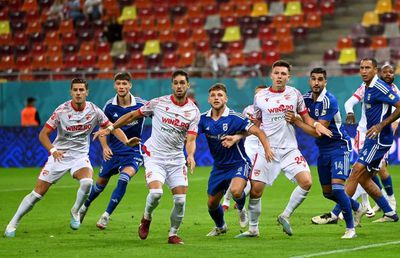 Dinamo tocmai a anunțat plecarea unui fotbalist de bază în „era” Burcă: „Vă mulțumesc! Am înțeles alegerea lui Kopic”