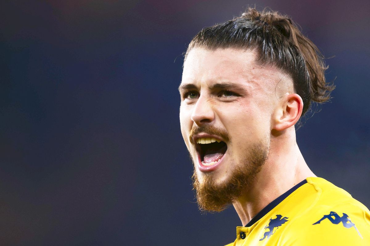 Pe cine ar invita Radu Drăgușin la cină? Interviu inedit cu fundașul lui Tottenham