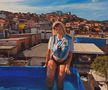Wanda Nara şochează din nou! A apărut în favelele din Brazilia doar cu tricoul Argentinei pe ea