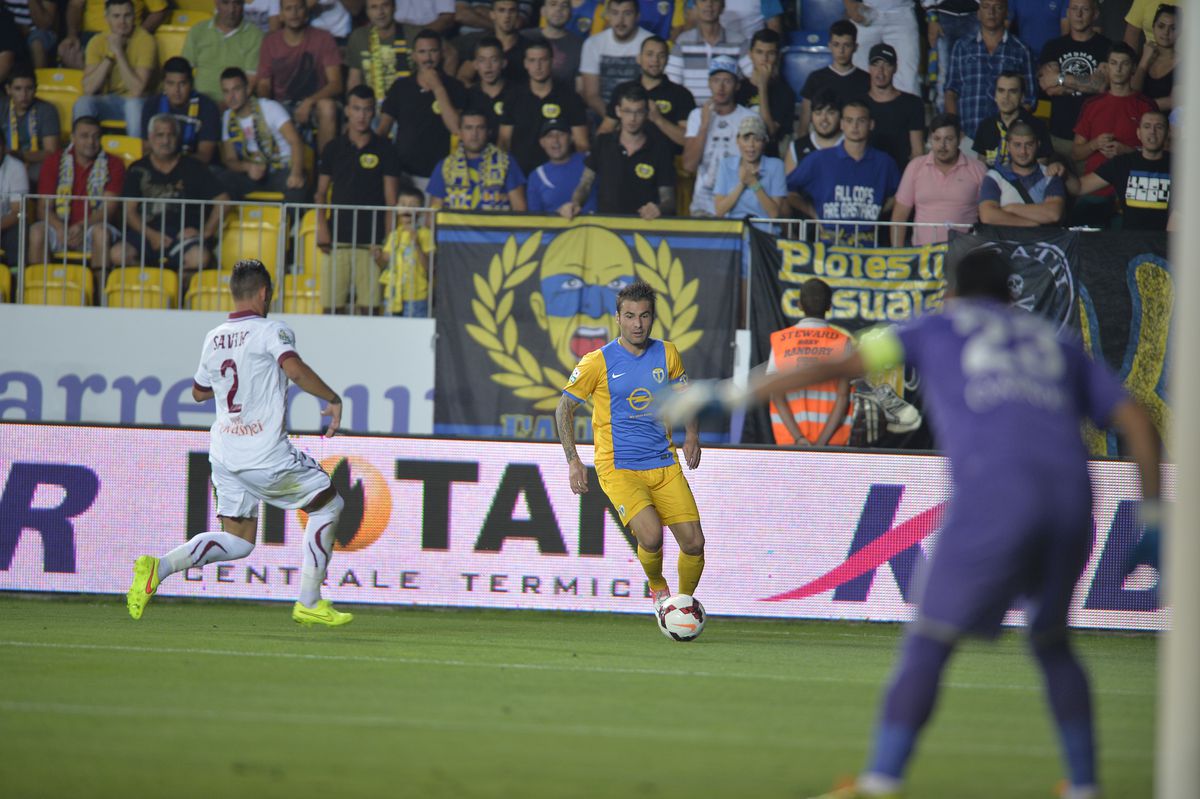 Adrian Mutu la Petrolul Ploiești - imagini de la „apusul” carierei de fotbalist a „Briliantului”