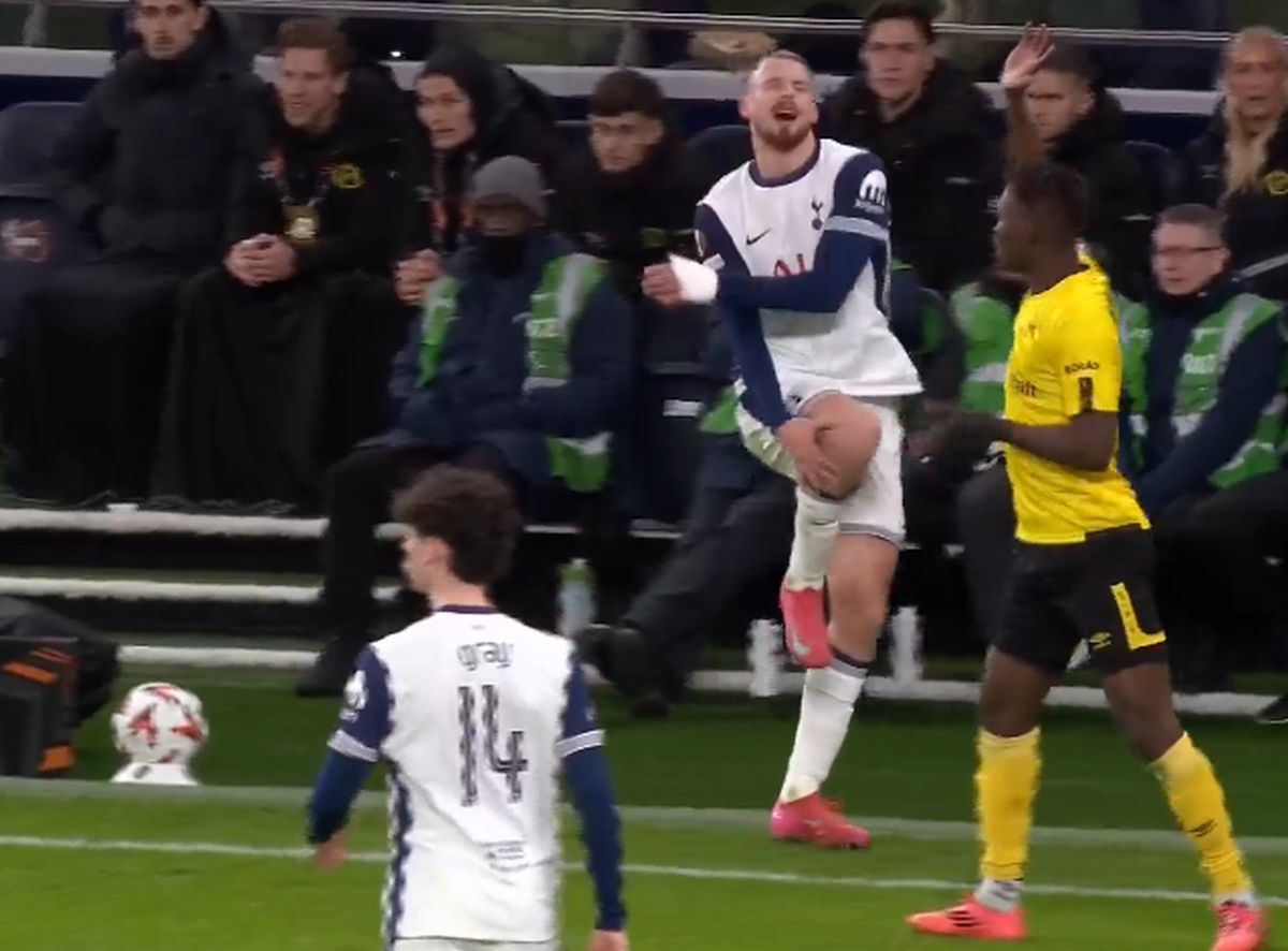 Radu Drăgușin s-a accidentat în Tottenham - Elfsborg