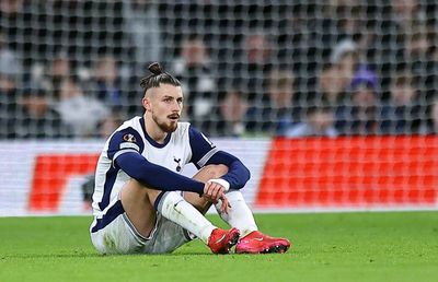 Radu Drăgușin, în pericol! » Decizia imediată luată de Tottenham după accidentarea fundașului român