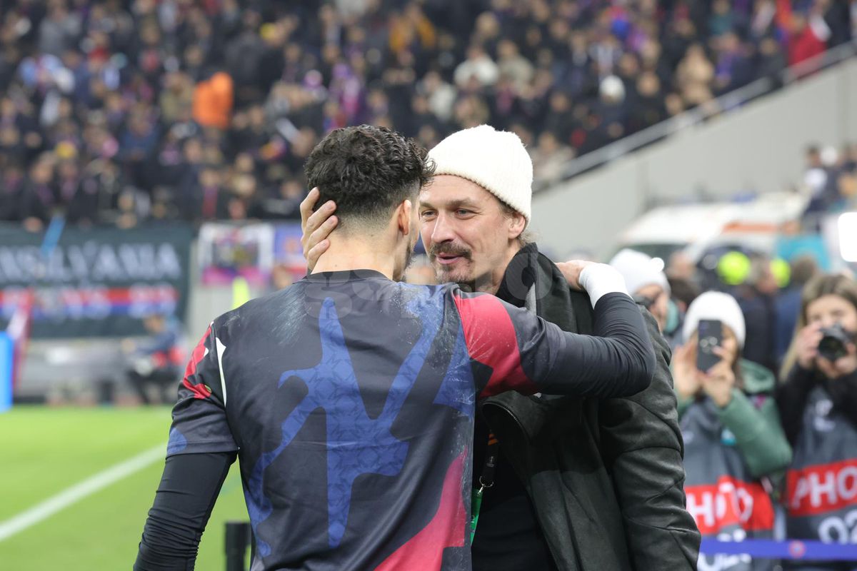 Îl recunoști? Apariție inedită la FCSB - Manchester United, duelul care a generat un interes fără precedent