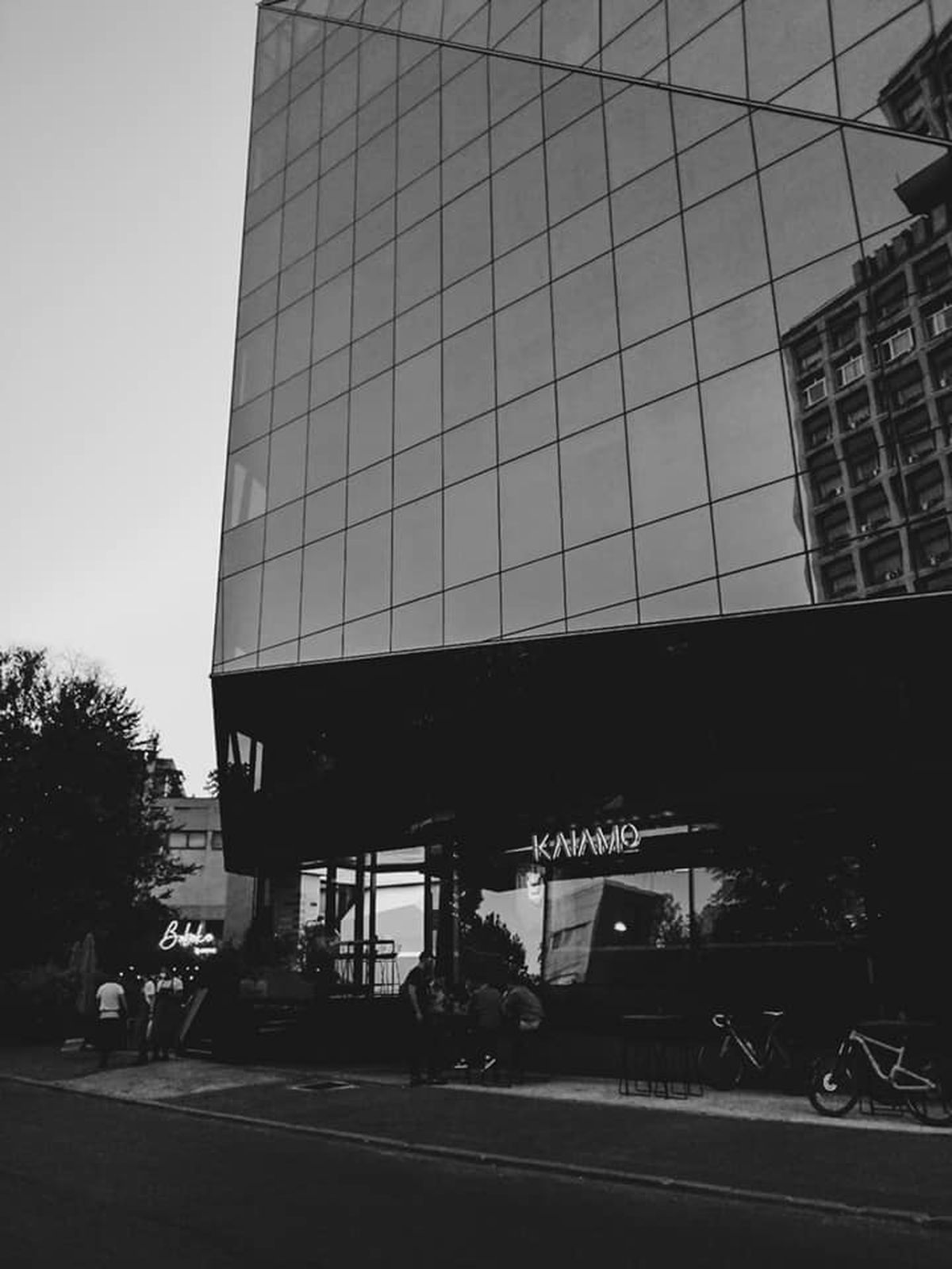 FESTIN la București! Unde au petrecut VIP-urile lui Manchester United, până la ora 2:00 dimineața, înaintea meciului cu FCSB » Meniu extravagant: „Bucur și turma lui”