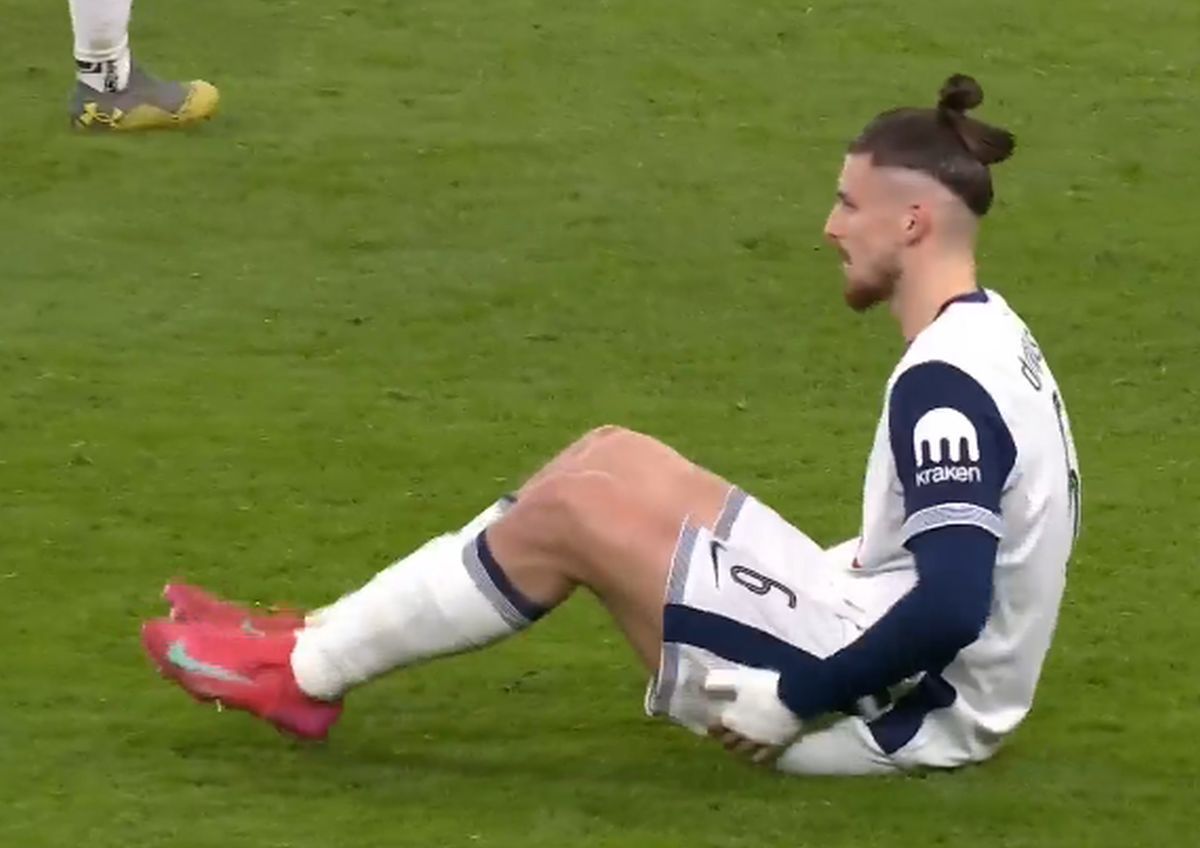 Radu Drăgușin s-a accidentat în Tottenham - Elfsborg