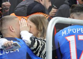„Mândră de tine!” » Antonia a venit special din Italia pentru FCSB - Manchester United: „Să nu uiți asta!”