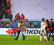 Un invadator a întrerupt meciul FCSB - Manchester United / FOTO: Sergiu Alexandru (Gazeta Sporturilor)