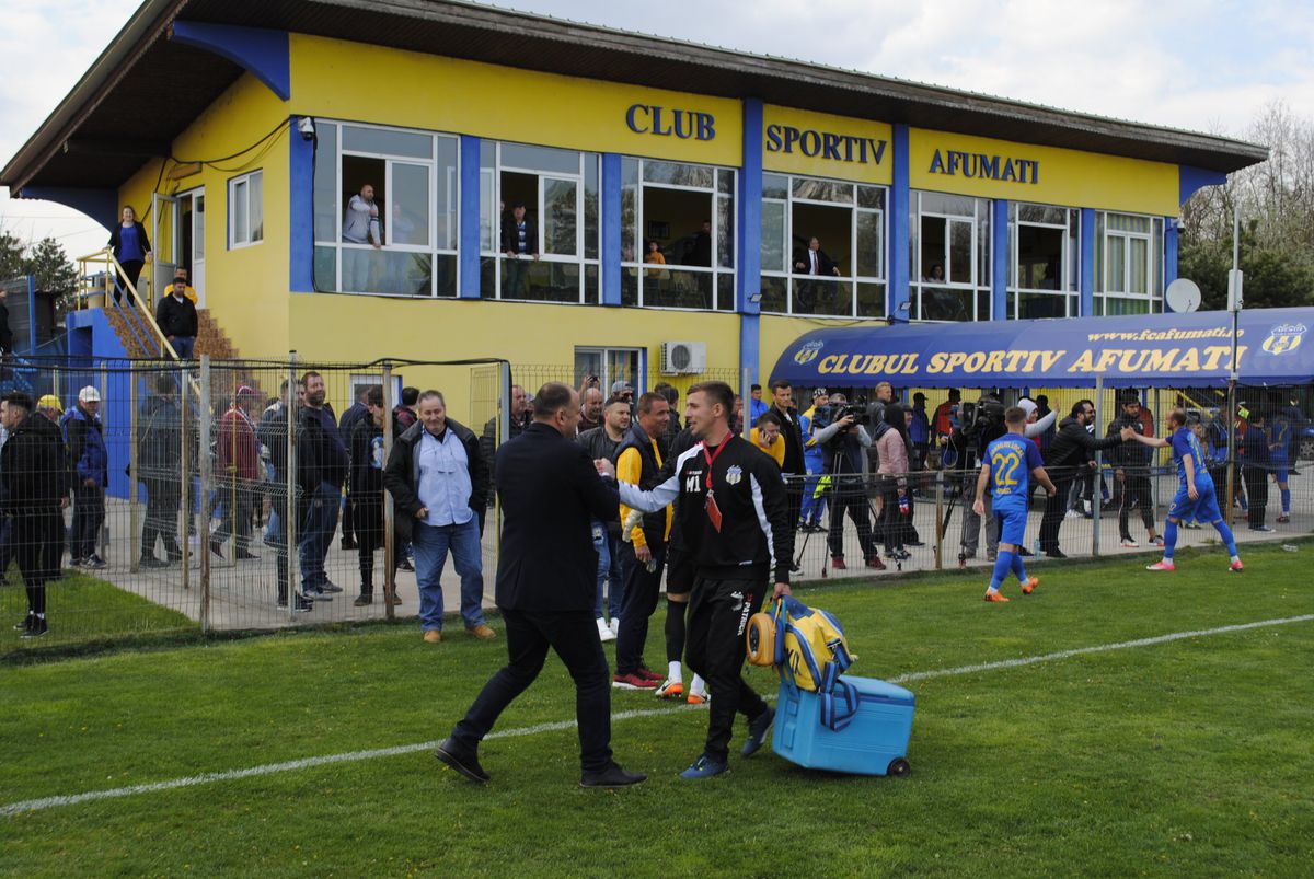 Localitatea din Ilfov aleasă pentru „o bază sportivă modernă, un stadion de fotbal ca la carte”: „Am avut astăzi o discuție aplicată, e nevoie!”