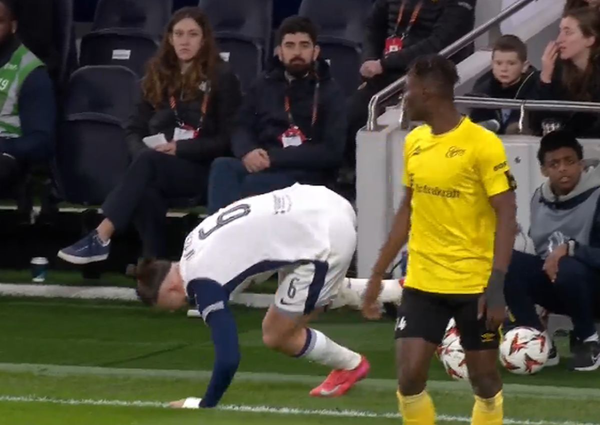 Radu Drăgușin s-a accidentat în Tottenham - Elfsborg
