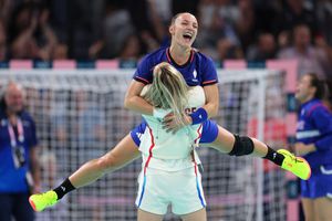 Încă o vedetă din „Liga Florilor” a semnat în prima ligă de handbal feminin a Ungariei: „Povestea e una scurtă!”