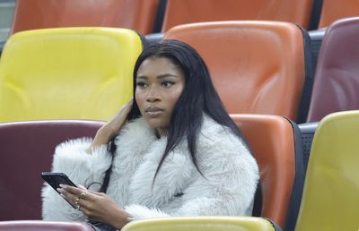 Soția fotbalistului de la FCSB a atras toate privirile înainte de FCSB - Manchester United