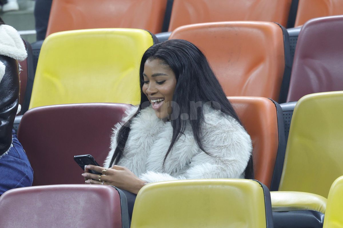 Mbali Malindi, iubita lui Siyabonga Ngezana, la meciul FCSB - Manchester United