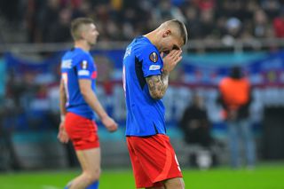 FCSB a mers tiptil pentru o remiză cu Manchester United, însă a trezit „diavolul” după pauză și a fost pedepsită » Campioana continuă în play-off