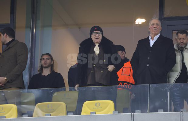 Gigi Becali acuză falimentul tactic cu Manchester United: „Nu mai joci așa vreodată la FCSB!”